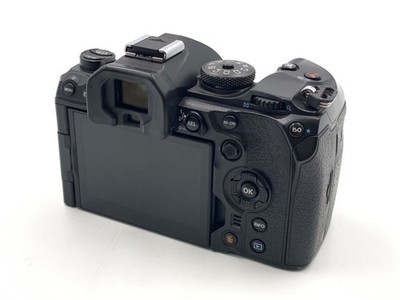 OM SYSTEM OM-1 20.3MP Mirrorless Digital Camera Body -EXC