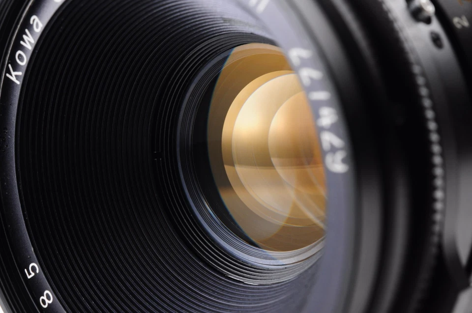 **CASI COMO NUEVA** Cámara fotográfica Kowa Six negra de formato medio 6x6 + 85 mm f/2,8 de JPN Foto 3 de 4