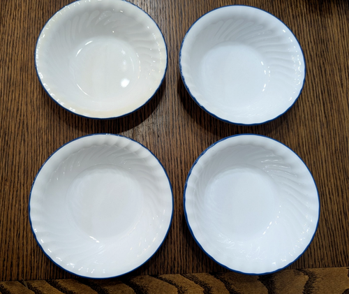 Corelle Blue Fleur / Blue Velvet Fluted Edge Coupe 7 1/2