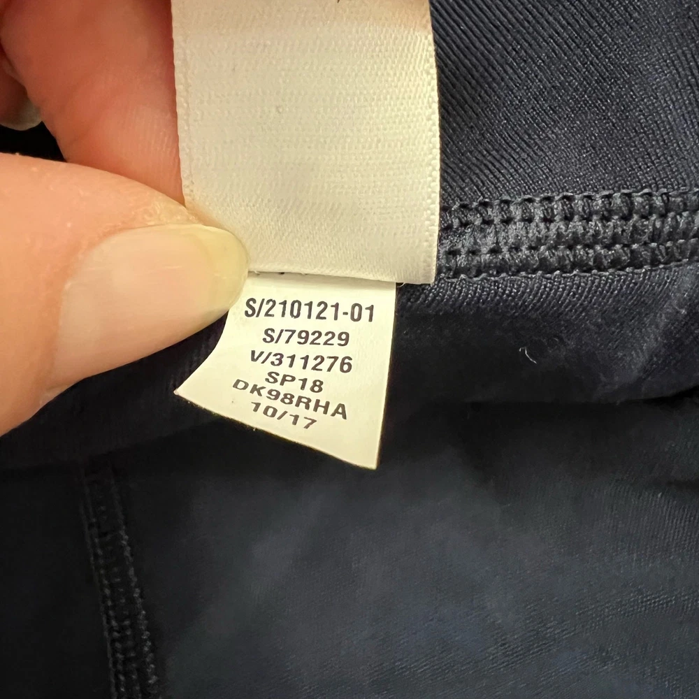 ATHLETA Stealth TruCool Tennis Skort Womens Small Navy Blue White Athletic Skirt