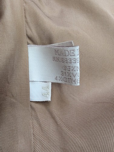 Prada vintage beige Women's Pantsuit Suit Blazer capri pants Italy Size 44 - Picture 24 of 24