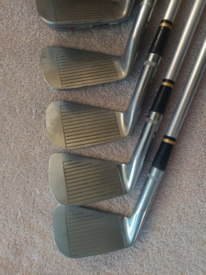 TZ GOLF - VINTAGE RARE PGA Emblem BLADES 3-9 Golf Club Iron Set