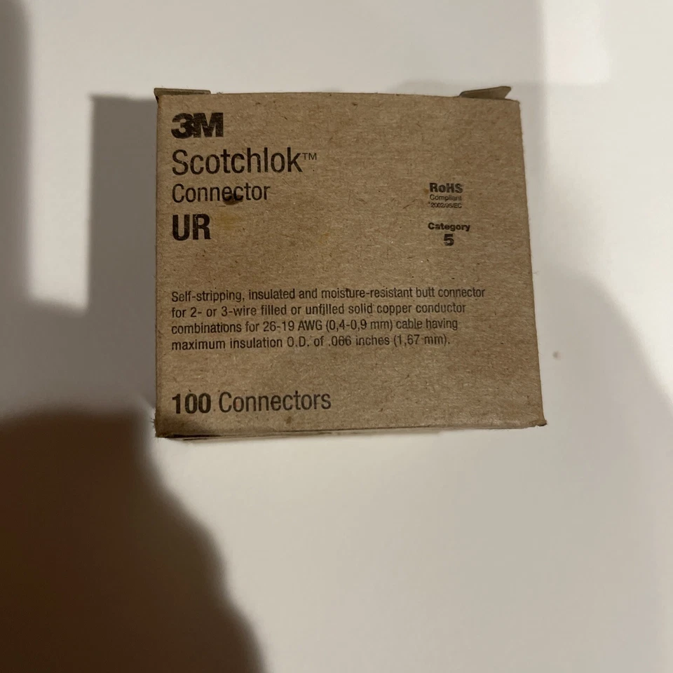 (100) 3M UR Scotchlok Connectors 26-19 Awg Connectors New in Box  - Image 2 of 4