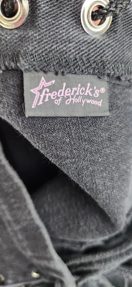 Pantalones de mezclilla ajustados vintage Frederick's of Hollywood negros con cordones para mujer talla S Foto 2 de 4