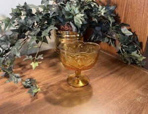 L E SMITH AMBER EAGLE ~ GLASS PEDESTAL COMPOTE ~ GORGEOUS!