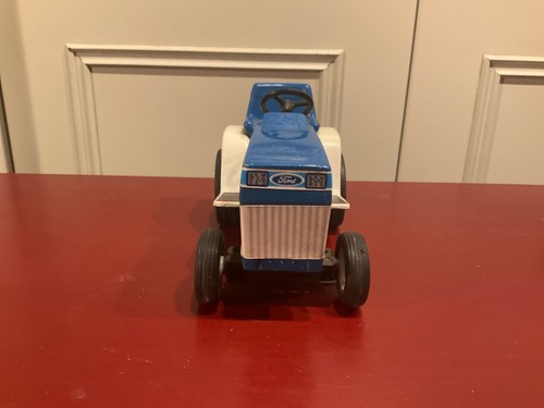 Vintage Ertl Ford LGT 12 Lawn and Garden Tractor With Trailer 1/12 Great Cond. - Picture 4 of 16
