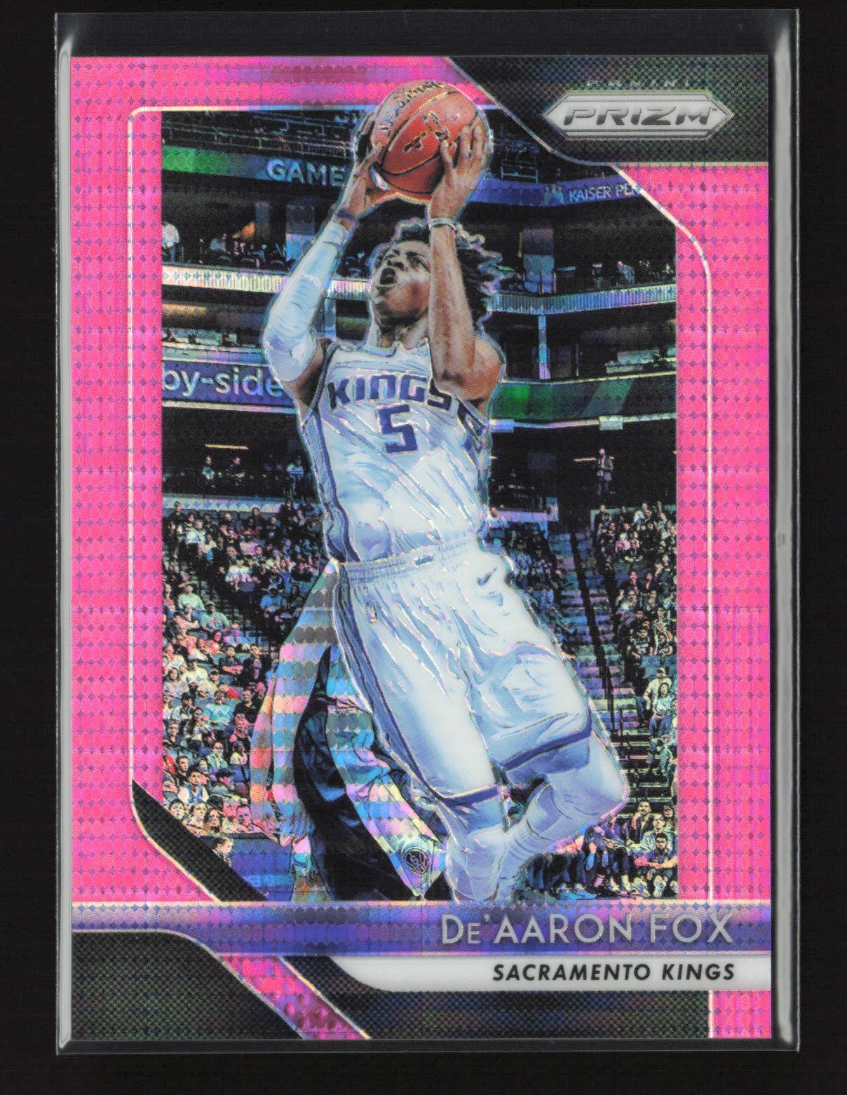 2018-19 Panini Prizm Pink Pulsar Prizm 2nd Year Card 08/42 De'Aaron Fox #151