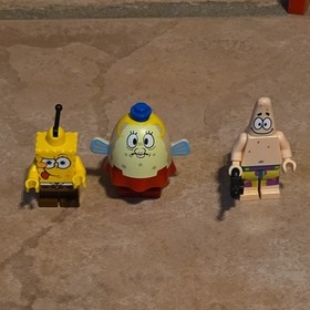 LEGO SpongeBob SquarePants (4982) Mrs. Puff's Boating School