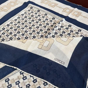 Foulard ancien GUCCI