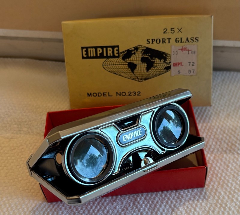 Empire Sport Glass Folding Binoculars 2.5X Model 232 Red VTG Near Mint in Box