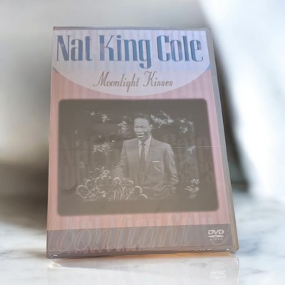 Dvd Nat King Cole Moonlight Kisses