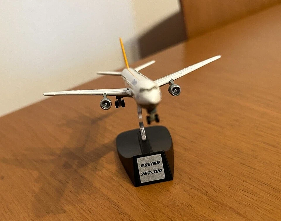 Aereo di linea Boeing 767-300  CONDOR - Fabbri - 1/460 - Immagine 2 di 3