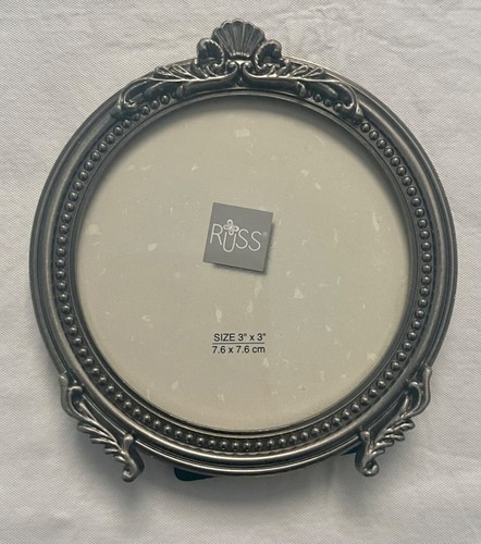 Vintage New! Russ Berrie Antique Style Ornate 3" Round Free Standing Photo Frame