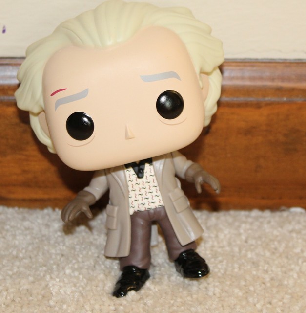 Funko Pop! Town: Back to the Future - Doc with Clock Tower Vinyl Figure for sale online | eBay