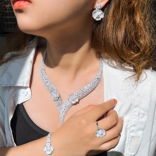 White Gold Plated CZ Flower Leaf Necklace Earring Bracelet Ring Bold Jewelry Set - Bild 3 von 8