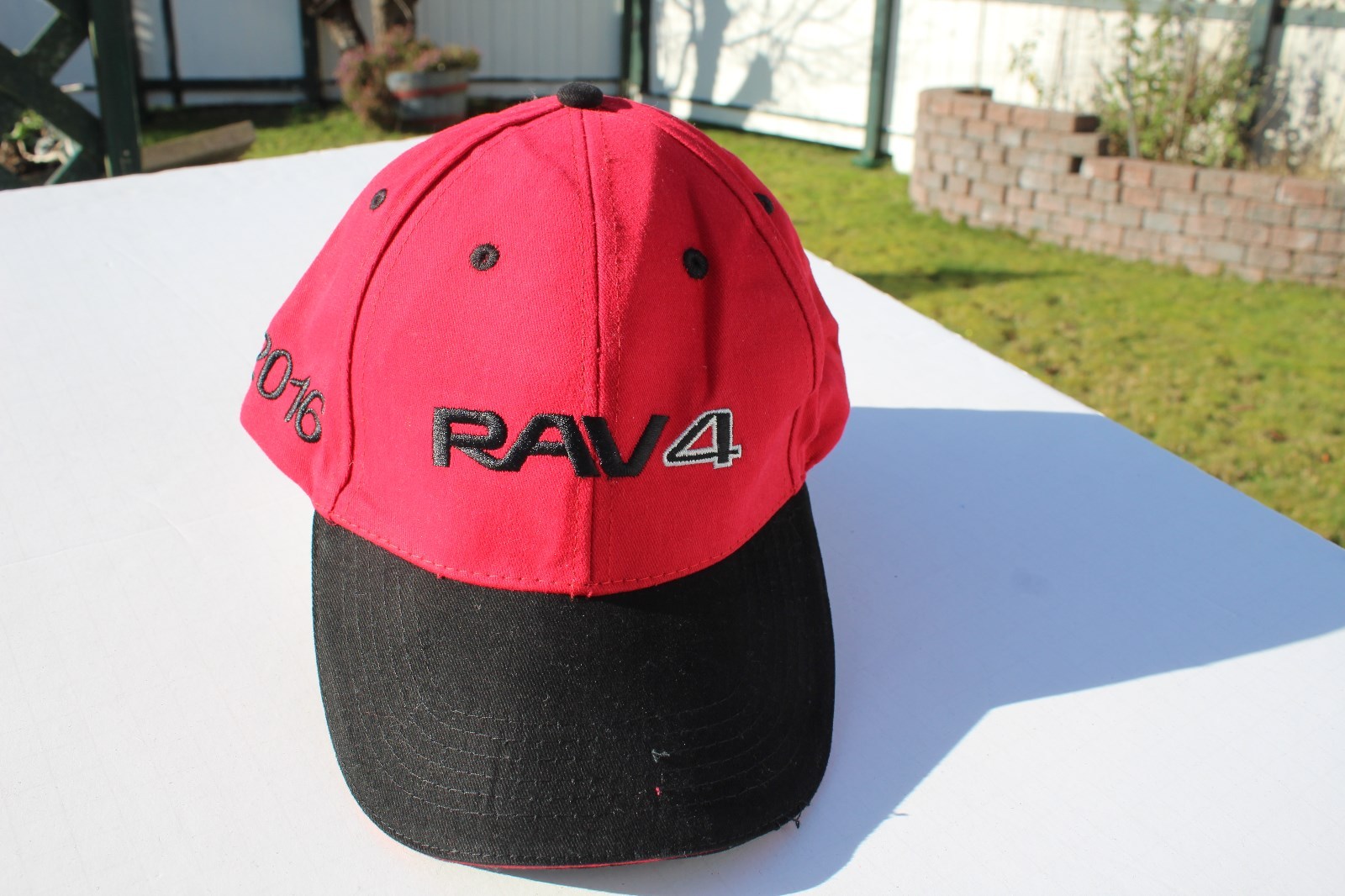 Picture 1 of 3