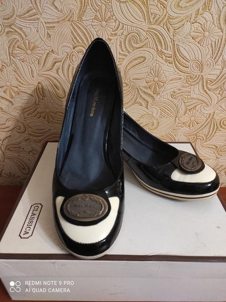 Women Heels Black Leather 39.5