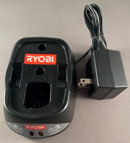 RYOBI 140295001 7.2 V. CHARGER