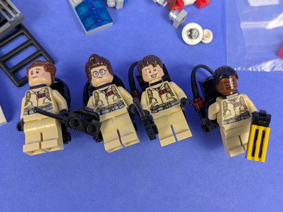 Lego LEGO Ideas (CUUSOO): Ghostbusters Ecto-1 Set 21108 - Juego completo Foto 4 de 4