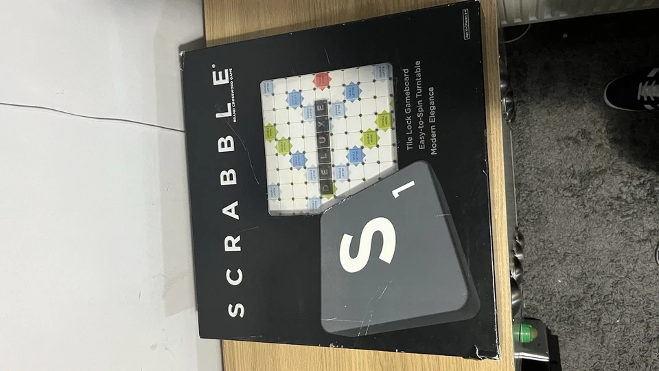 Fully Complete Boxed Scrabble Deluxe Turntable Edition - Image 2 of 4