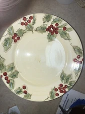 Target CLASSIC TIDINGS - HOLIDAY '07 12" Dinner Plate Set 4 Deep Holly Berry