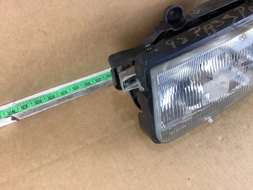 Conjunto de faros delanteros izquierdo del lado del conductor Honda Passport 1998-1999 Foto 3 de 4