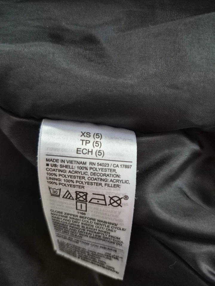 Старый темно-синий пуховик пальто мальчика размер 5 черный полиэстер с подкладкой молнии с капюшоном карманы - Изображение 3 из 4