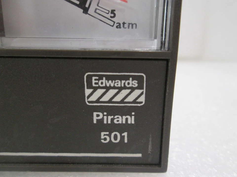 Edwards, Pirani 501, medidor de vacío, 10-10-5 ATM, usado Foto 3 de 4