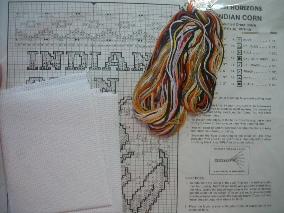 Monarch Horizons "INDIAN CORN" Punto de Cruz Contado Acabado 5"x12" Nuevo en Paquete VINT 1989 Foto 4 de 4