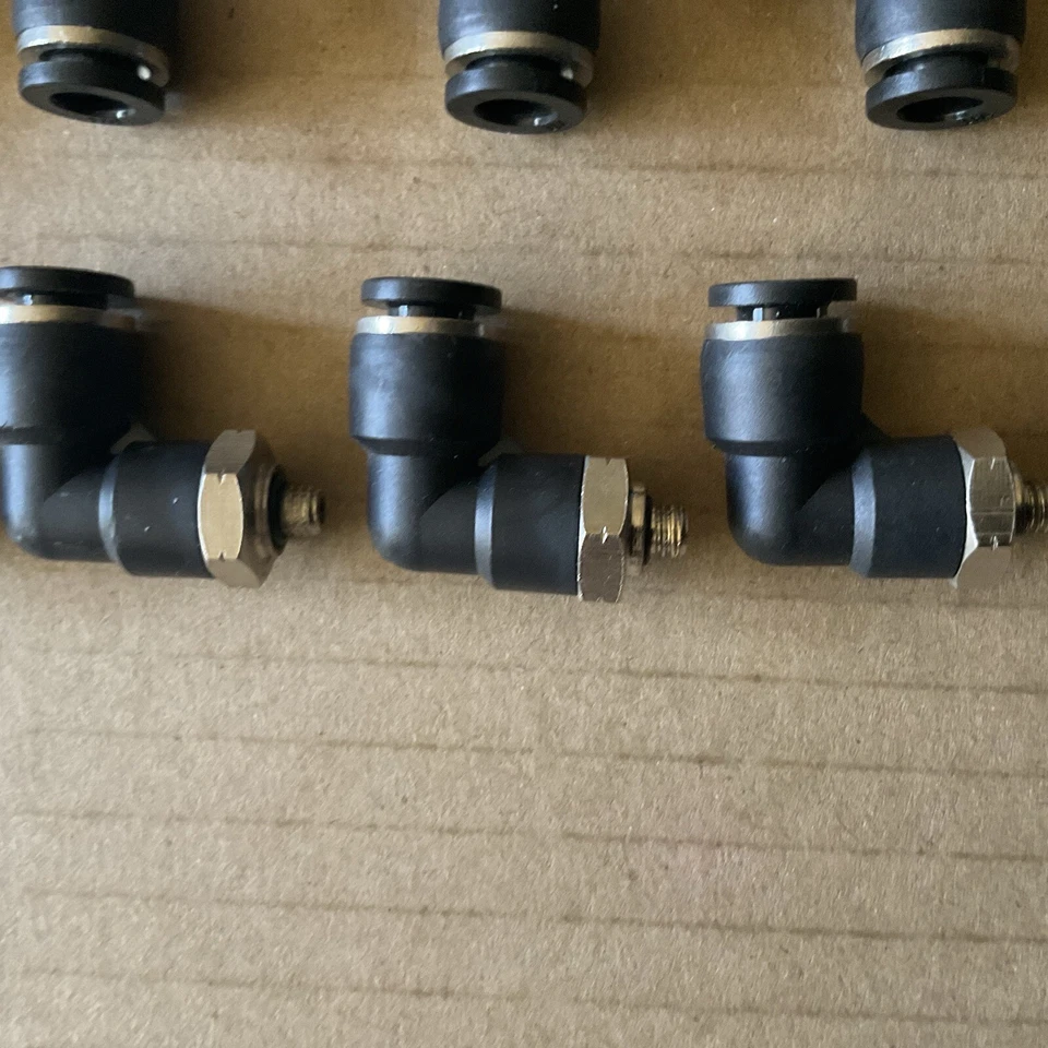 Lot of 42 Push to Connect Elbows, Various T's 1/4 O.D. Hose x M5x0.8 Thread Mnt - Image 3 of 4