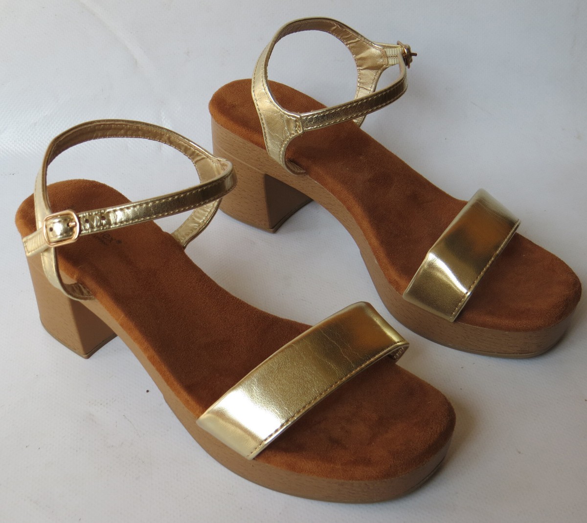 MATALAN SOLEFLEX METALLIC GOLD BLOCK HEEL SANDALS UK EUR 39 UNWORN  READ