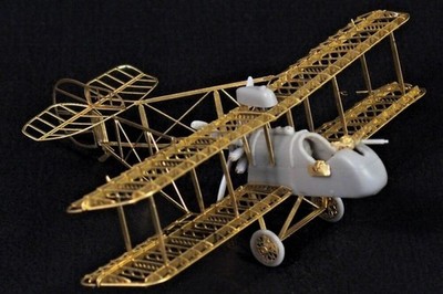 Airco DH-2 stripdown / 1:144