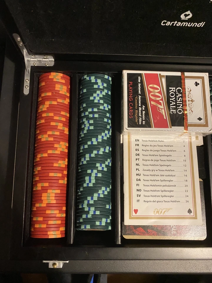 007 CASINO ROYALE EXCLUSIVE LUXURY POKER SET JAMES BOND CARTAMUNDI RARE - Image 3 of 4