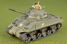 Forces of Valor 1:32 M4A3 75 W Sherman US Army 10th Tank Btn w/1 Figure