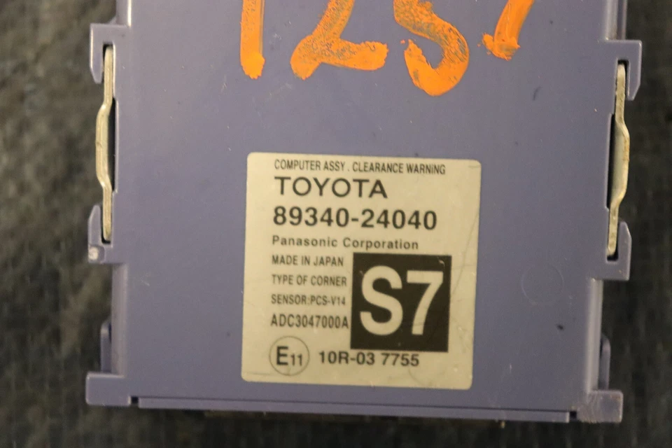 Lexus RC-F 2015 cupé F-Sport tracción trasera 5,0 L OEM módulo de asistencia al estacionamiento del conductor #1251 Foto 4 de 4