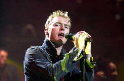 Photo of Ronan KEATING Music Band Singer Performing Old Photo 3