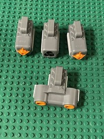 LEGO MINDSTORMS NXT 2.0 - Missing Pieces INCOMPLETE!! Refer 2 Pictures & Comment