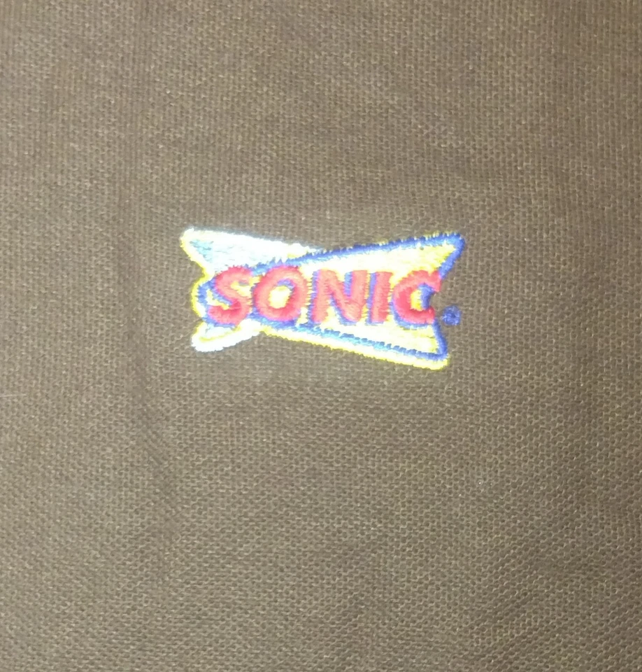 Uniforme de Empleado Sonic Drive-In 1X Polo Marrón Mangas Cortas NUEVO Foto 2 de 4