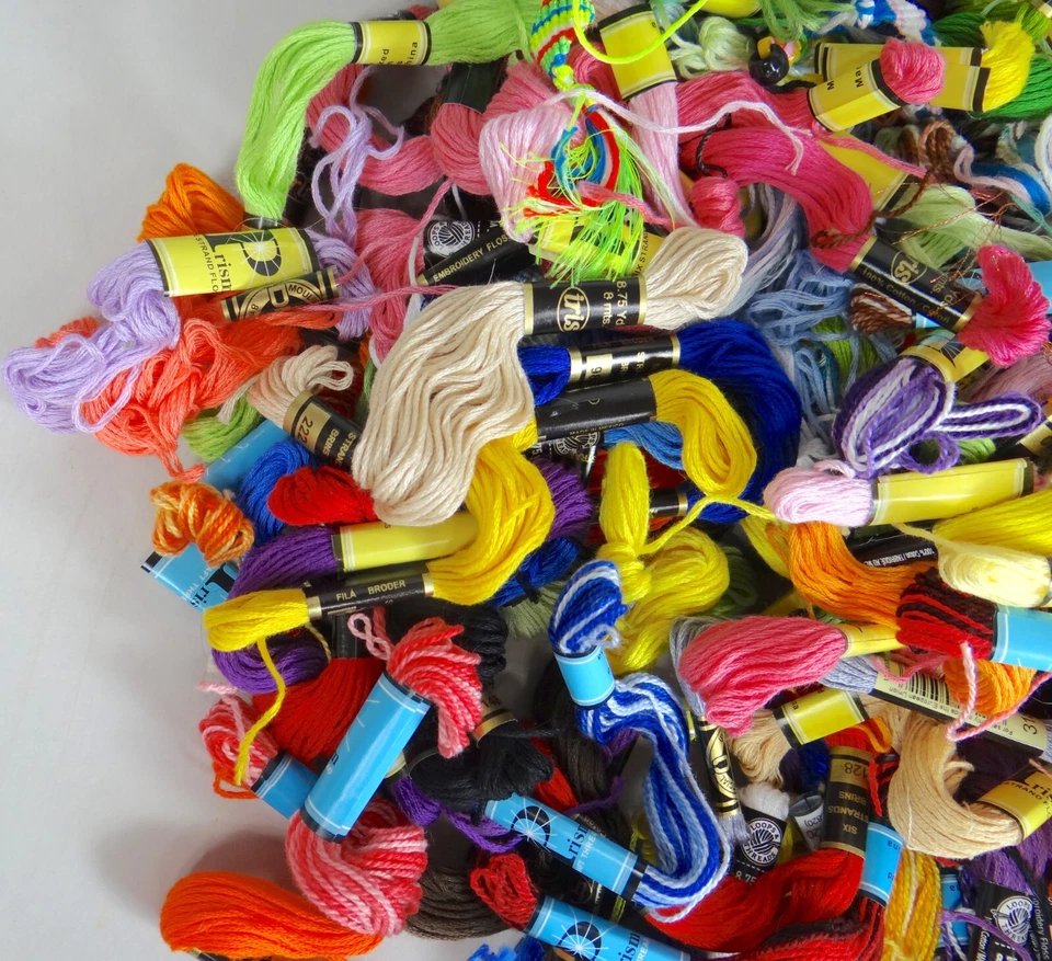 Embroidery Floss Thread Lot 14.6 Pound 100s Mouline DMC Iris Loops Threads Prism - Image 2 of 4