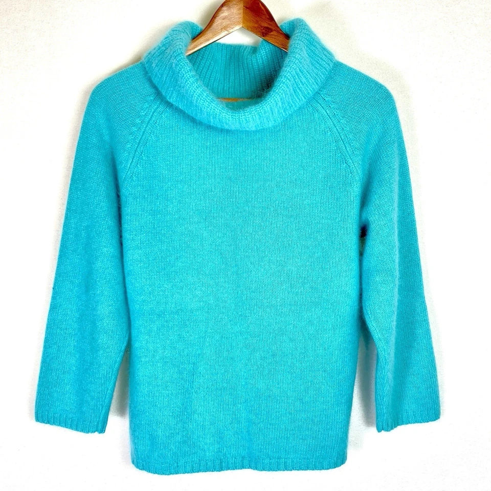 USADO UNA VEZ Rafaella Talla L Suéter Angora Conejo Cordero Lana Capucha/Cuello Tortuga Azul Foto 2 de 4