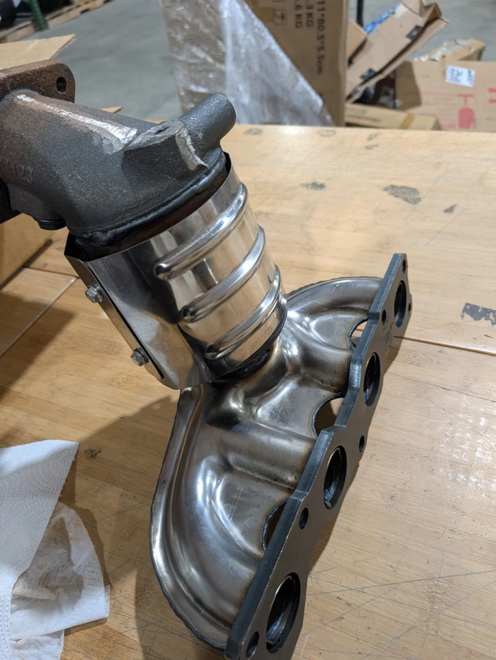 Convertidor catalítico 285102G445 674-071 compatible con Hyundai Santa Fe Sport L4 2,4 L 2 Foto 3 de 4