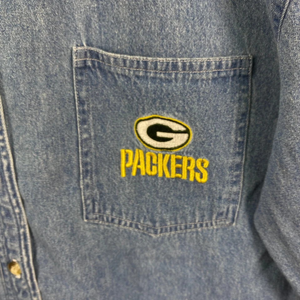 Green Bay Packers NFL Mens Medium Long Sleeve Button Up Shirt Blue Denim Pocket - Image 4 of 4