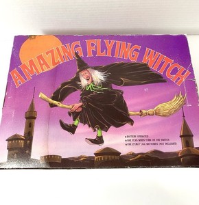 Amazing Flying Witch with original box 1987 Halloween Decoration