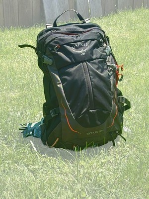 Osprey Sirrus 24L Ultralight Backpack. Ventilation. Adjustable. Hydration. Black