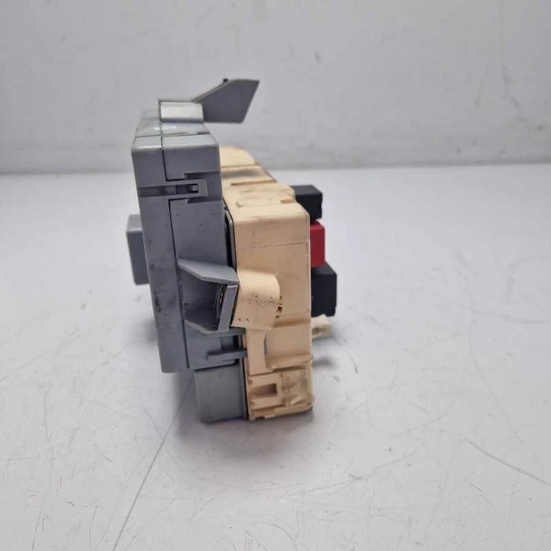 Centralina body computer Lancia Thesis 841 2.4 jtd 2003 60687598 501208510090 - Immagine 4 di 4