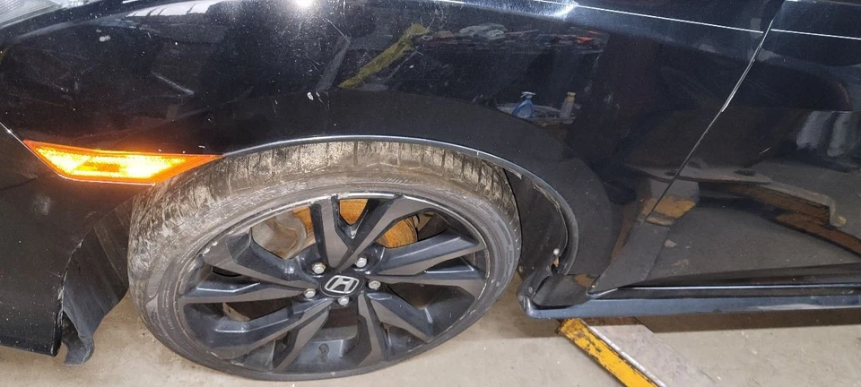 Honda Civic 2018 batería poste superior tipo pequeño Foto 3 de 4