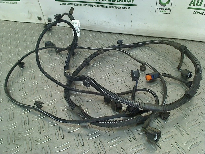 FAISCEAU DE CÂBLAGE DIVERS Pare choc ARRIERE Clio V (RJAB) 2022 240157082r - Photo 1/2