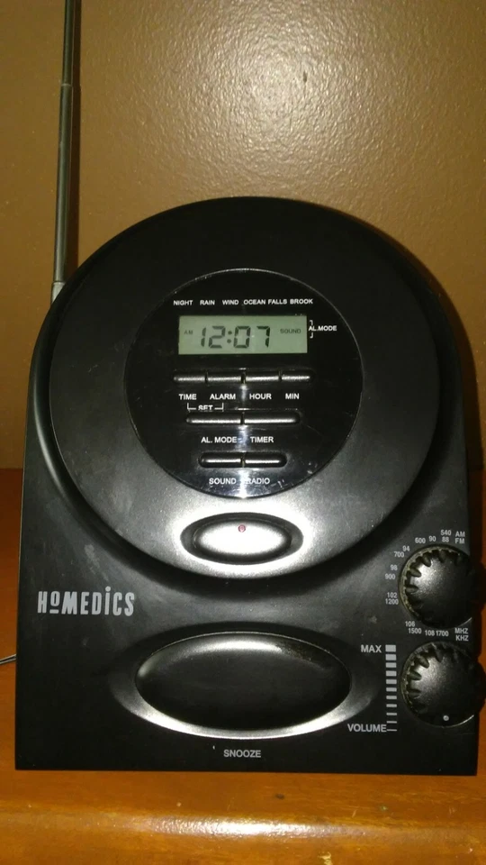 HoMedics SS-400B Natural Sounds Spa Clock Radio With 4 Soothing Sound Options - Image 2 of 4