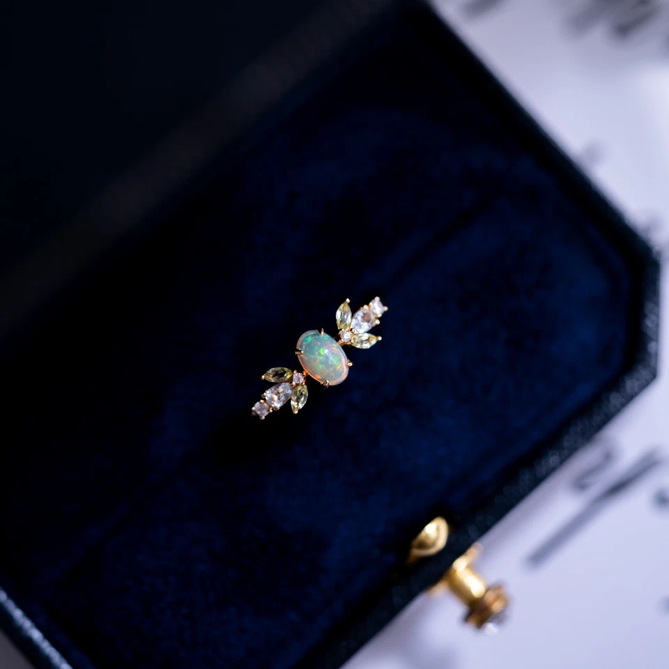 Anel oval de opala de fogo com pedra de nascimento peridoto cristal noivado/proposta/promessa - Imagem 2 de 4