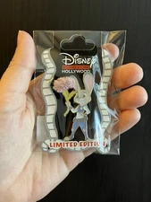 DSSH Judy Hopps Petals & Pals Zootopia Pink Carnation LE 400 Disney Pin